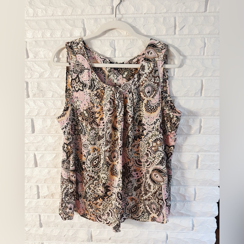 Paisley Print Notations Sleeveless Top